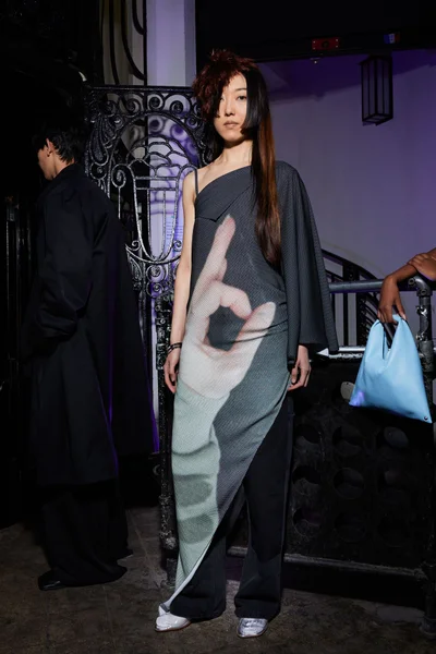 Look 7
